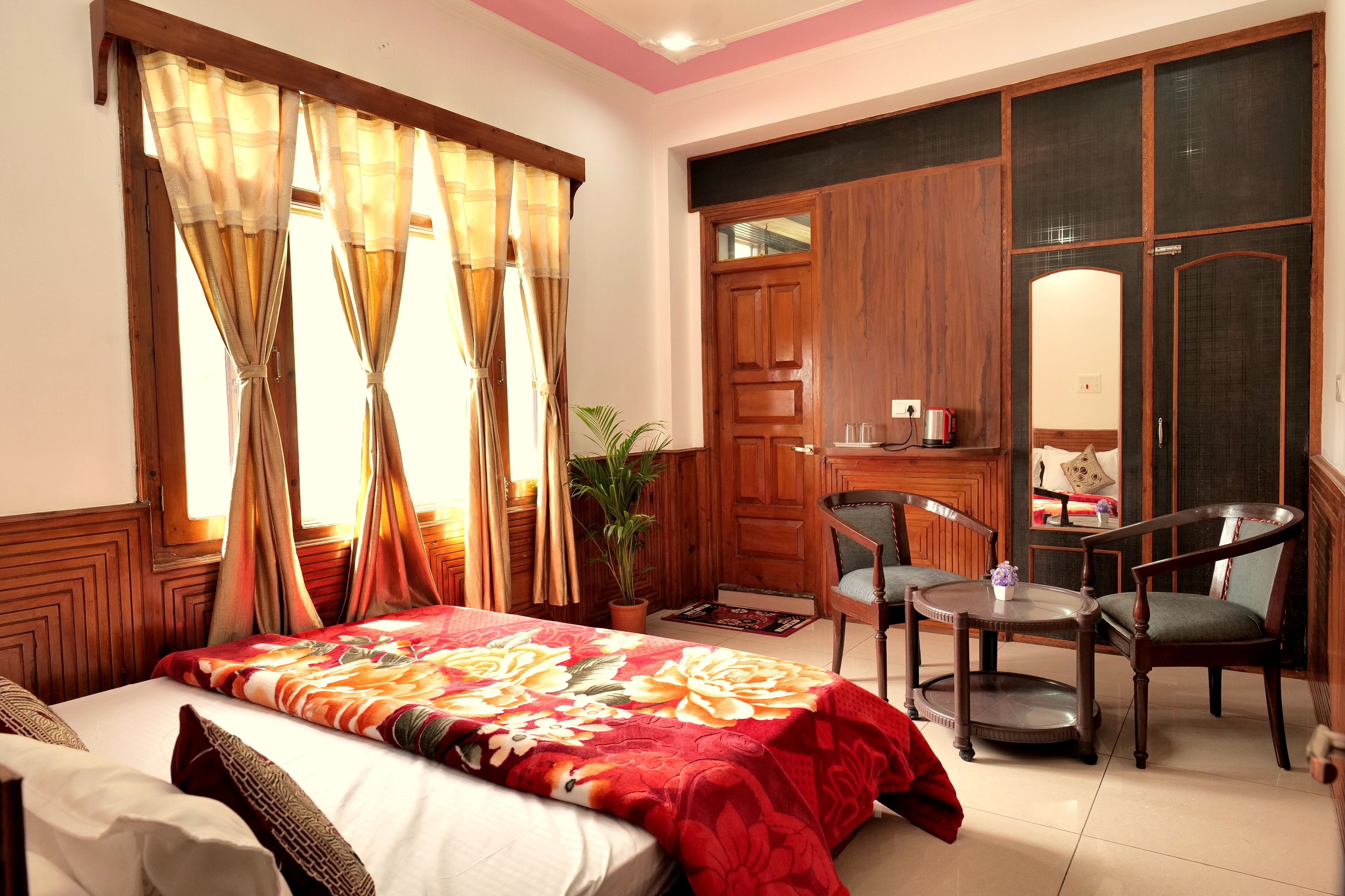 5 bedrooms, free WiFi