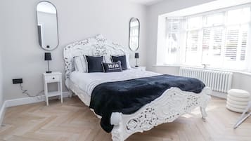 4 bedrooms, individually decorated, individually furnished, free WiFi
