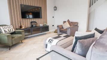 Cottage | Living area