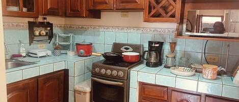 Microwave, oven, stovetop