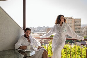 Chambre Double Standard, balcon, vue ville | Balcon