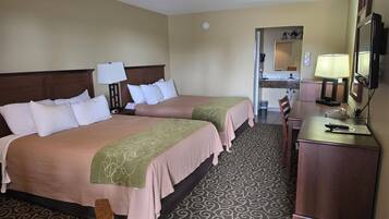 Basic Double Room | Desk, laptop workspace, free WiFi