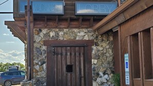 Entrada de la propiedad