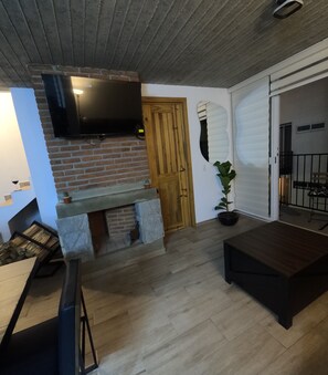 Interior - BlackMoon Luxury Cabin 5 minutes from downtown Mazamitla! (Puerto de las Cuevas)