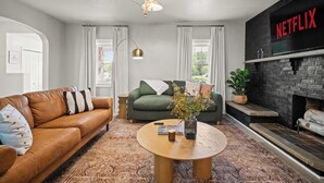 Smart-TV og peis
