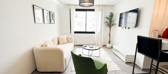 The Business Stay Brand new in Lac 2