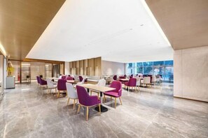 Restaurant - Lavande Hotel (Wuhan High-speed Railway Station) (Wuhan)