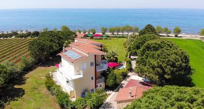 Luxury Triple Apartment with Yard in front of the sea at Kalo Nero Kyparissia