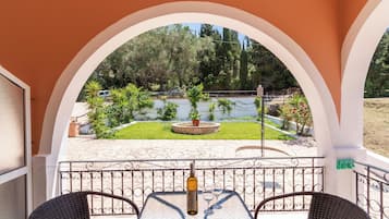 Apartment no 1 (Ground Floor) | 2 soveværelser, allergivenligt sengetøj, gratis baby-/barnesenge