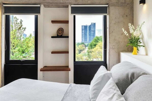 2 Schlafzimmer, Schreibtisch, Bügeleisen/Bügelbrett, WLAN