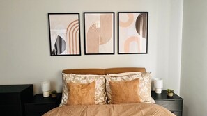 2 chambres, fer et planche à repasser, Wi-Fi gratuit, draps fournis