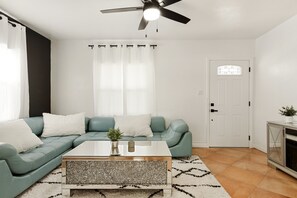 TV connectée, cheminée