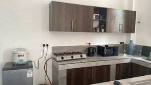 Microwave, stovetop