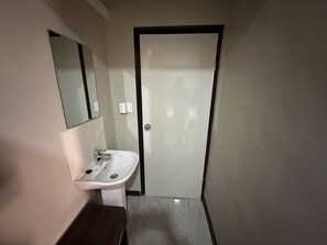 Dutxa, tovalloles i paper higiènic 