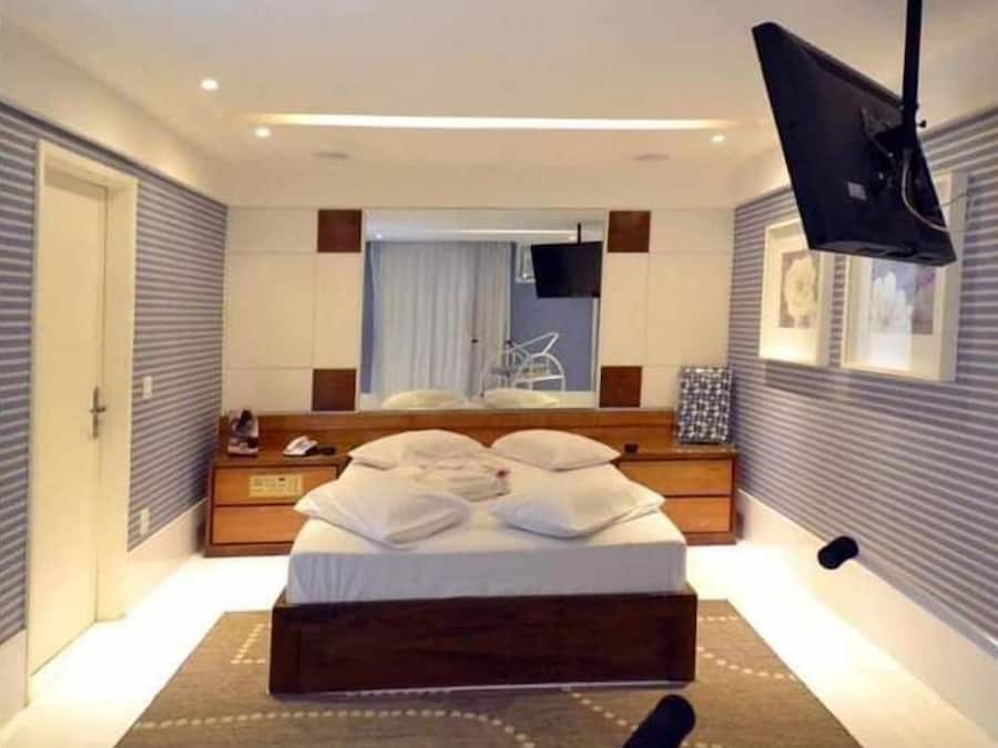 Deluxe Suite | Free WiFi