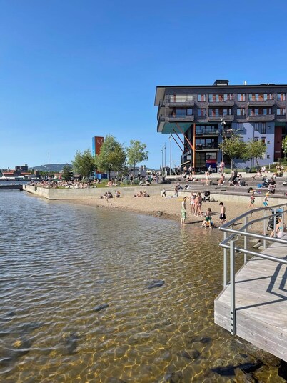Central Seafront Apt with Sunny Balcony by Beach