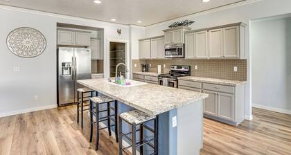Spacious Kuna Family Home: Close to Parks!