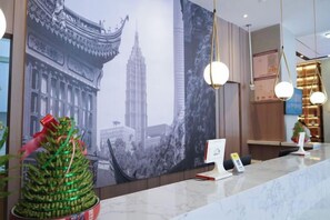 Unclassified image, 5 of 40, button - Shanghai Huaihai Hotel (Shanghai)