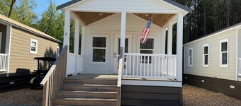 Tiny Homes for Rent, minutes to the Casino, Golf Course & Water Park