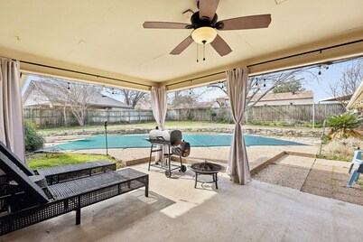 Private 3 BR Unit + Pool - Connected Owner's Unit - Sleeps 8