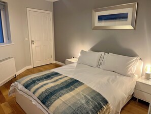 2 Schlafzimmer, Bügeleisen/Bügelbrett, Reisekinderbett, WLAN