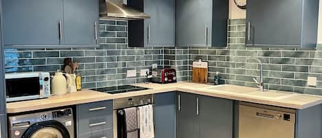 Fridge, microwave, oven, dishwasher