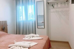 2 Schlafzimmer, Bügeleisen/Bügelbrett, WLAN, Bettwäsche