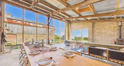 South Barns a Spacious Barn Conversion Near Cowes