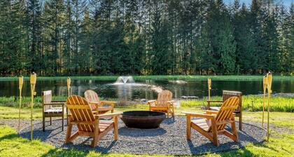 Hidden Lake guest house is on 20 Secluded Acres with a Beautiful private Lake.