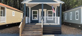 Tiny Homes for Rent, minutes to the Casino, Golf Course & Water Park