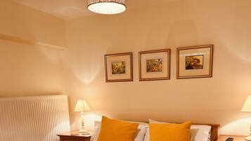 1 soveværelse, skrivebord, strygejern/strygebræt, Wi-Fi