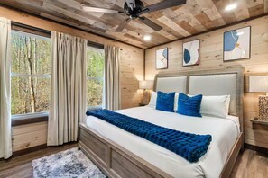 4 soverom, strykejern/-brett, reiseseng for barn og wi-fi