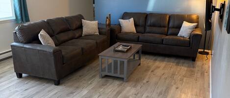 Smart TV, fireplace, video games