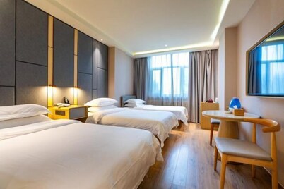 Jiadun Holiday Hotel