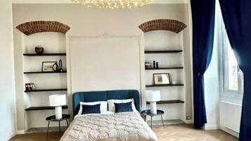 4 Schlafzimmer, BĂŒgeleisen/BĂŒgelbrett, WLAN, BettwĂ€sche