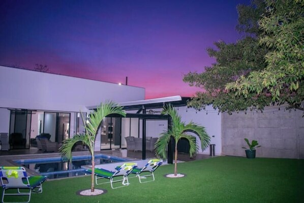 Alberca al aire libre