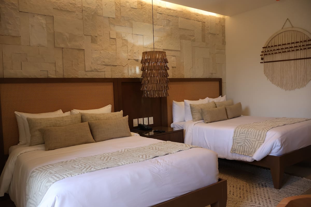Deluxe Double Room, Balcony, Garden View | In-room safe, desk, laptop workspace, soundproofing