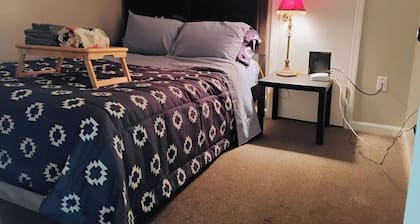 Charming 1-bedroom apartment in wonderful Vidalia with WiFi, AC