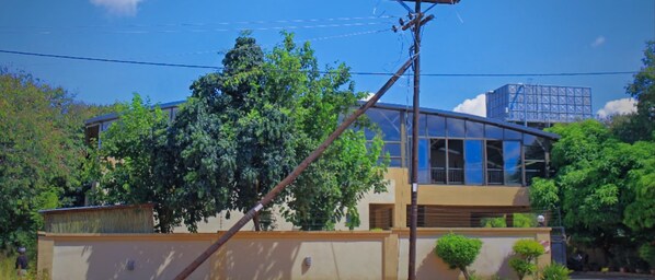 Fachada del alojamiento