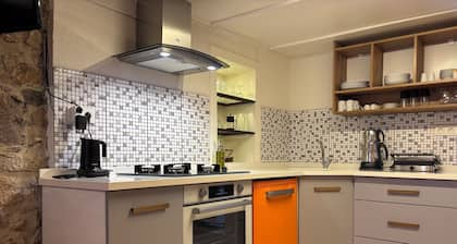 Idor Guest House