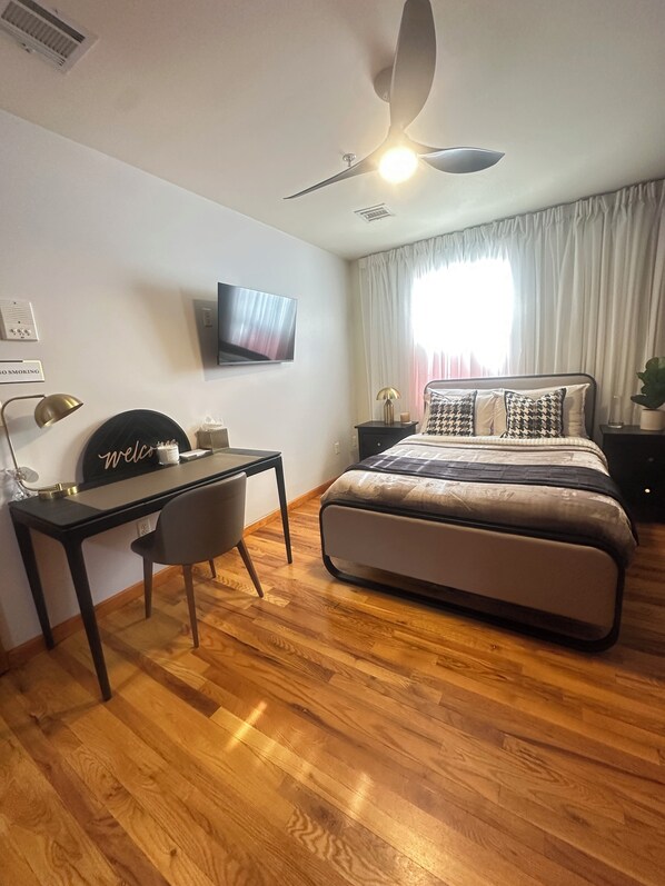 1 chambre, fer et planche à repasser, draps fournis