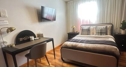 Amelia Suites Newark – Cozy stay with AC, Wi-Fi & NYC access!