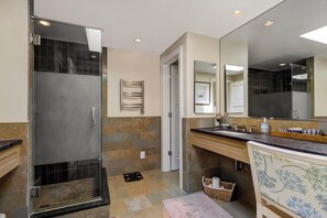 Bathroom - Ocean Drive 26 (Rehoboth Beach)