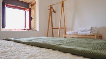 1 chambre, fer et planche à repasser, Wi-Fi gratuit, draps fournis
