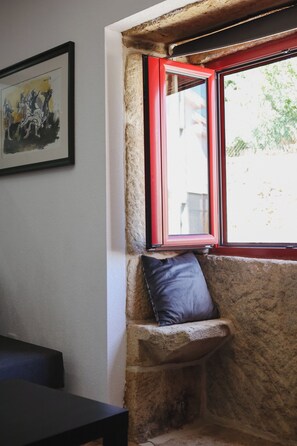 Interior - Charming apartment with WiFi and AC in marvelous Fontelo (Fontelo)