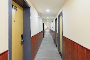 Unclassified image, 5 of 21, button - Super 8 Hotel (Beijing Metro Station) (Beijing)