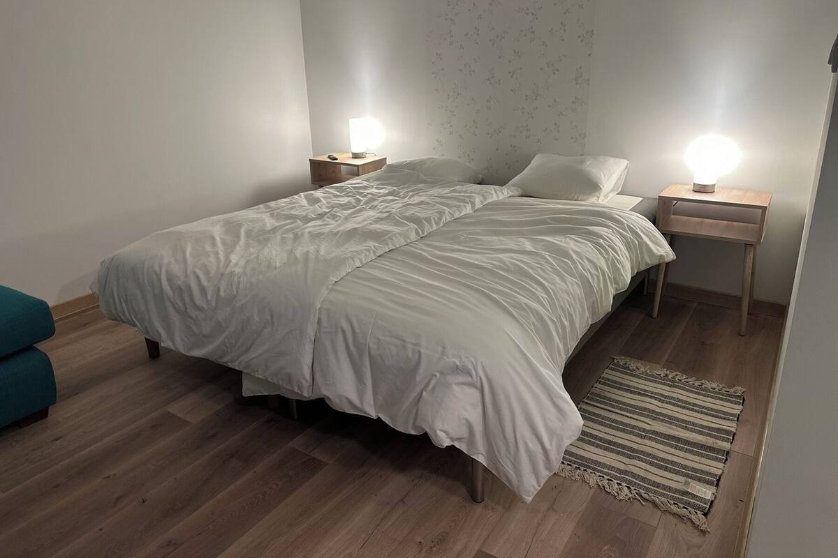 Chambre triple Confort | Espace de travail pour ordinateurs portables, accès au Wi-Fi (inclus)