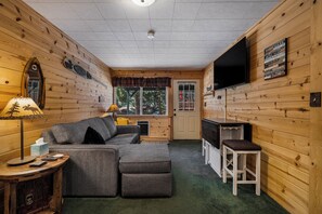 Smart TV - Pet Friendly~Lake Almanor~BoatRamp~Cozy Lakeside (Lake Almanor)