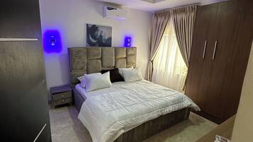 2 habitaciones, tabla de planchar con plancha y wifi gratis