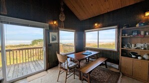 Dining - Ocean's Edge beachfront on Heceta Beach (Florence)